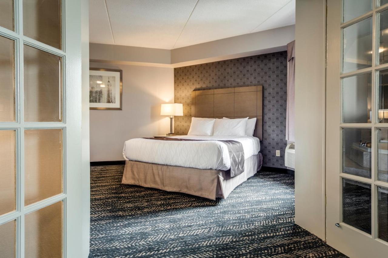Monte Carlo Inn Brampton Kültér fotó